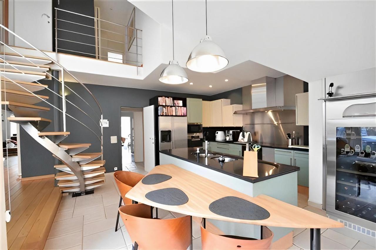 Big And Comfortable Triplex In Knokke Exterior foto